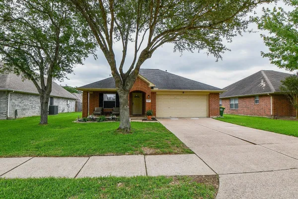 4107 MERLET DR