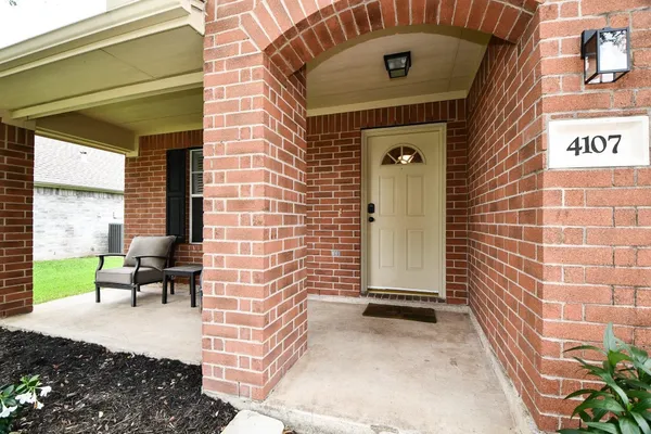 4107 MERLET DR