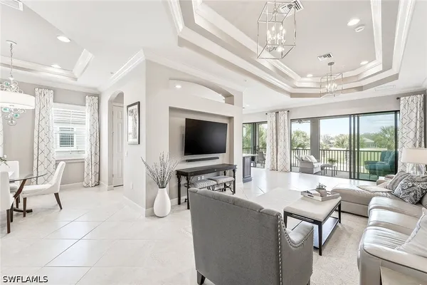 12045 COVENT GARDEN CT 2103