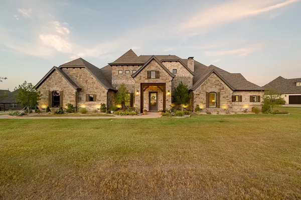 10613 KYLE CIR