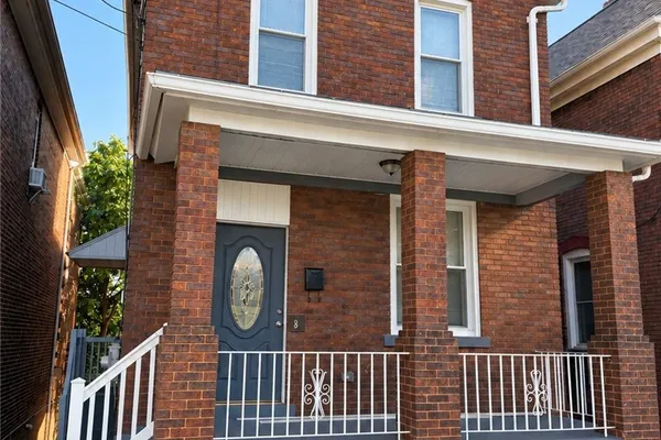 141 THIRD AVE