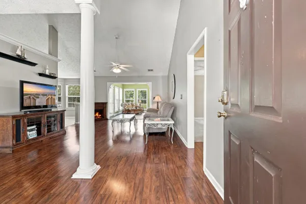 529 OAKMONT DR