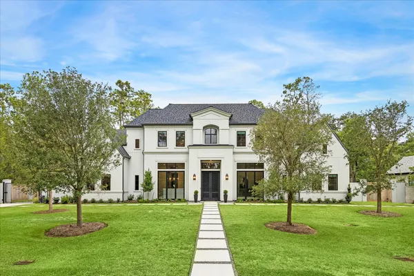 26 VALLEY FORGE DR