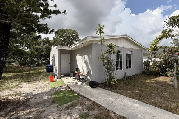 3814 NW 213TH ST