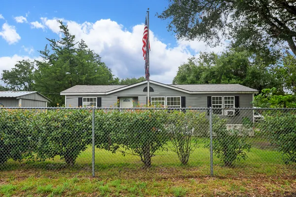 5027 FARMER RD