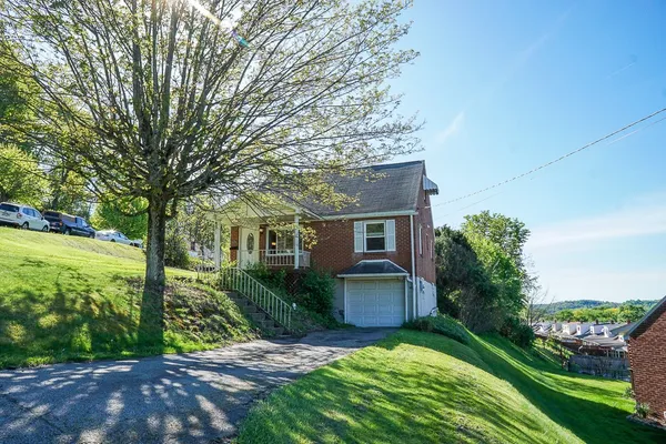434 MARY ST