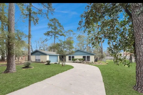26206 MAPLEWOOD DR