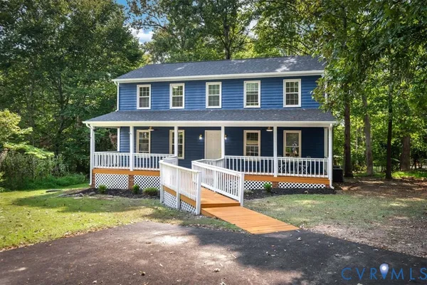 3611 LOCUST CT