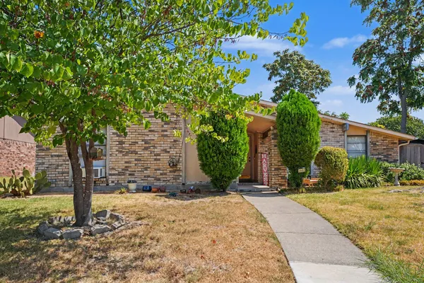 3602 CLOVER MEADOW DR