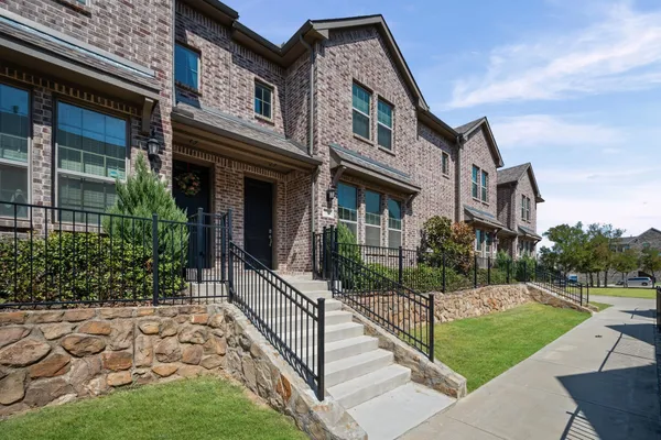 905 SUMA DR