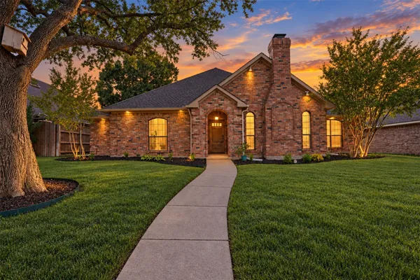 6309 BRADLEY LN