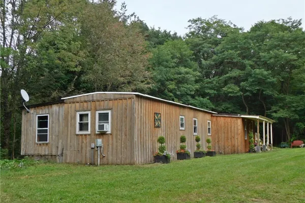 4322 MOSS BROOK RD 6