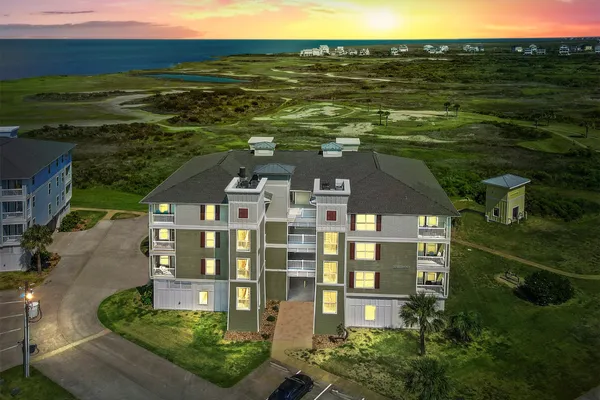 26540 MANGROVE DR 202
