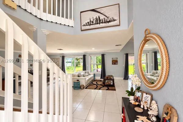 4244 PINE HOLLOW CIR