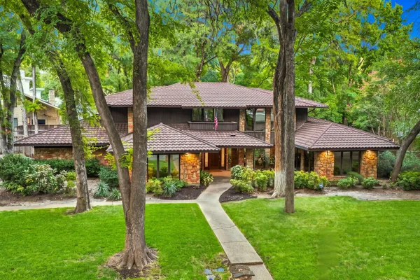 4829 OVERTON WOODS DR