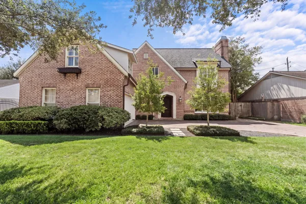 6155 CEDAR CREEK DR