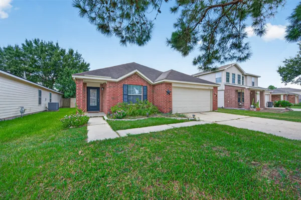 24019 KINGBRIAR DR