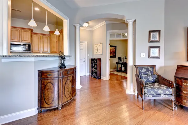 5215 CENTER ST 203