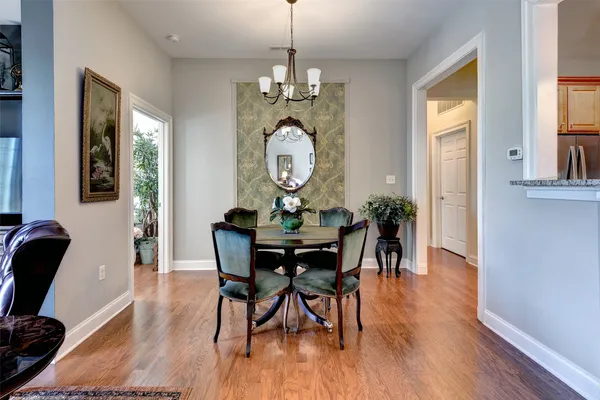 5215 CENTER ST 203