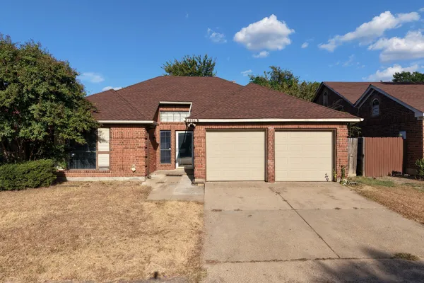 6936 CEDAR KNOLL DR