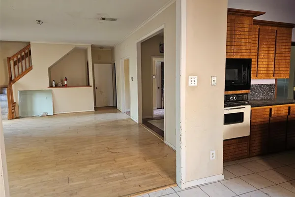 11514 CLOVER LANE CT