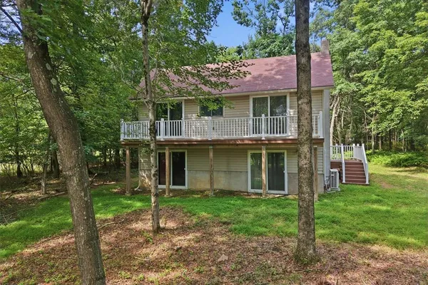 43 WOLF DR