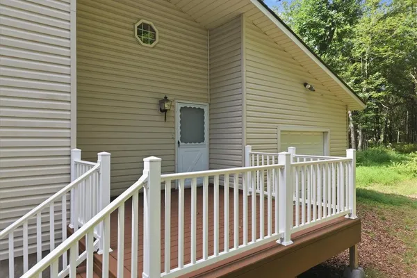 43 WOLF DR