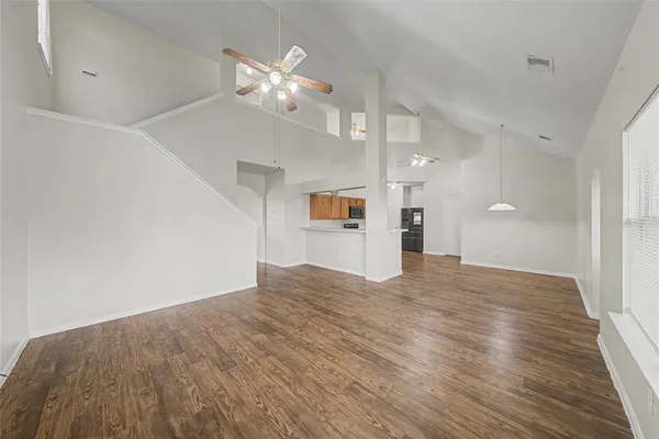 1111 AUBURN VIEW LN