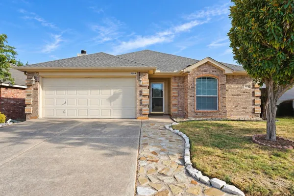 9304 MARILYN CT