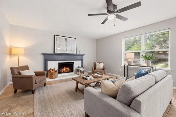 8322 HOT SPRINGS DR