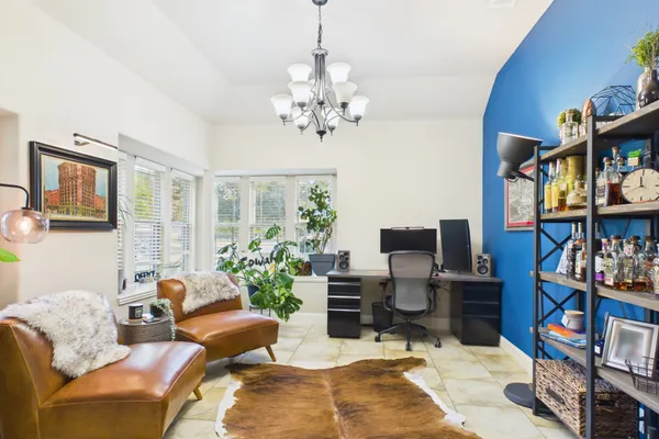 913 MILL POND DR
