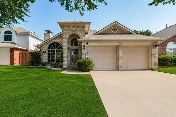 1153 BAY SIDE DR DRIVE