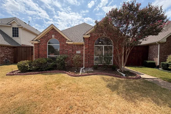 8703 STONECREST DR