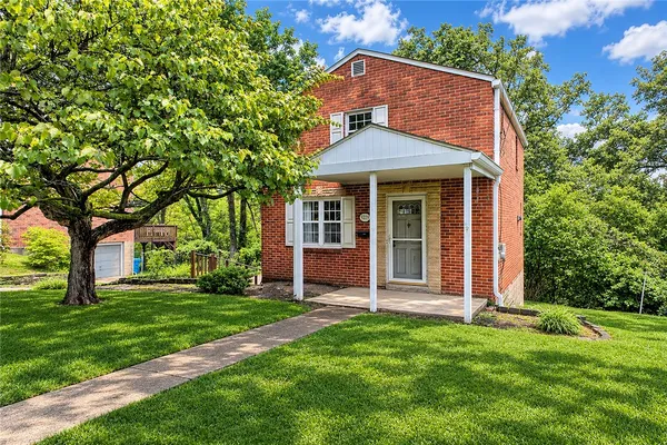929 ROLAND RD