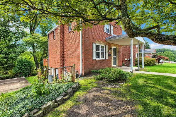 929 ROLAND RD
