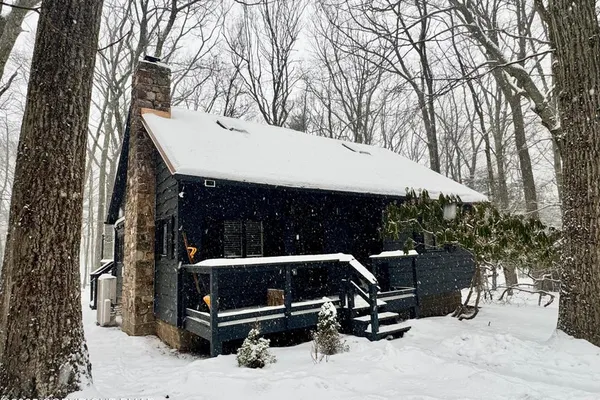 24 SPLIT ROCK RD