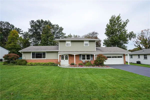 528 BRIDGEWOOD DR