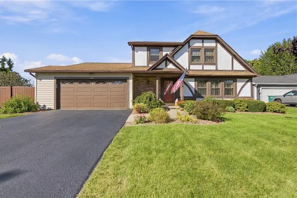 418 CROSBY LN
