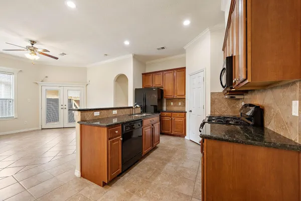 912 SWEET PINE DR