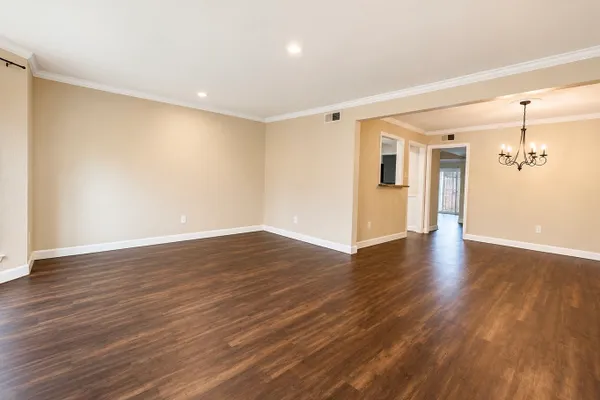 1318 WARD RD 5