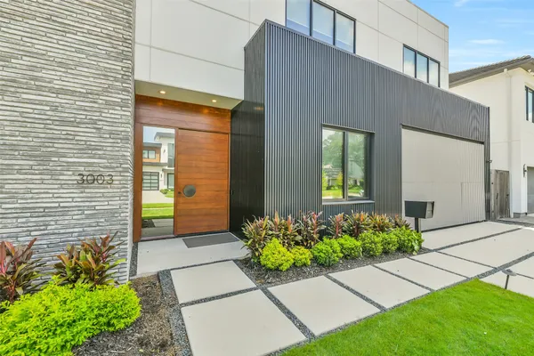 3003 VIRGINIA ST