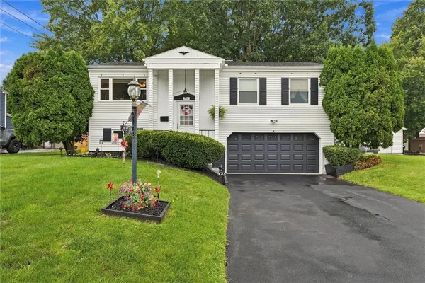 1369 WAKEFIELD DR