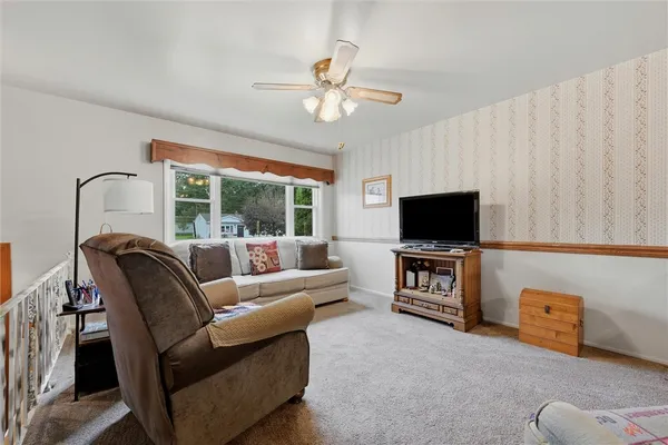 1369 WAKEFIELD DR