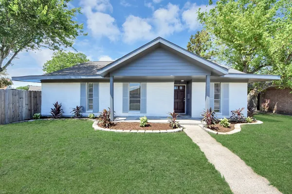 6301 SIOUX DR