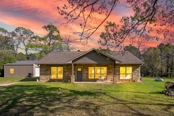 130 CEDAR CT