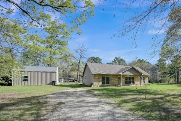 130 CEDAR CT