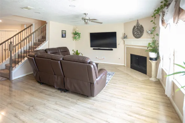 8414 ORCHARD MIST LN