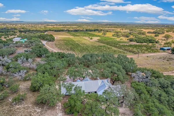 878 RANCH RD 2766