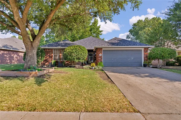 351 MEADOR LN