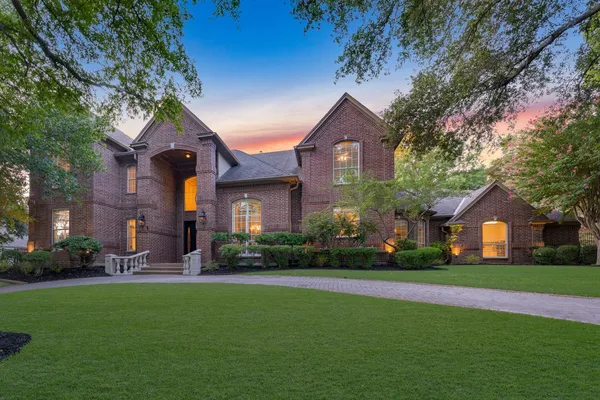 303 COVINGTON WAY